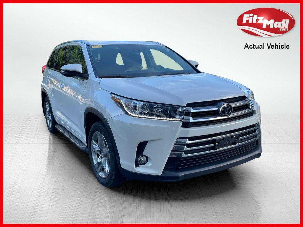 used 2018 Toyota Highlander car, priced at $23,788