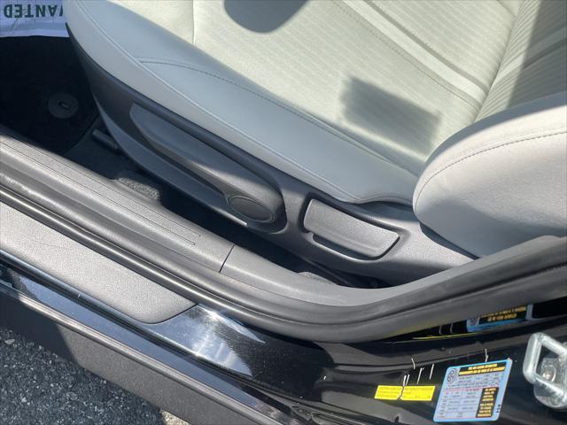 used 2022 Hyundai Sonata Hybrid car, priced at $17,588