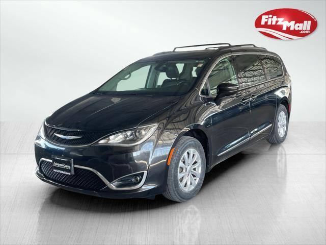 used 2017 Chrysler Pacifica car, priced at $8,988