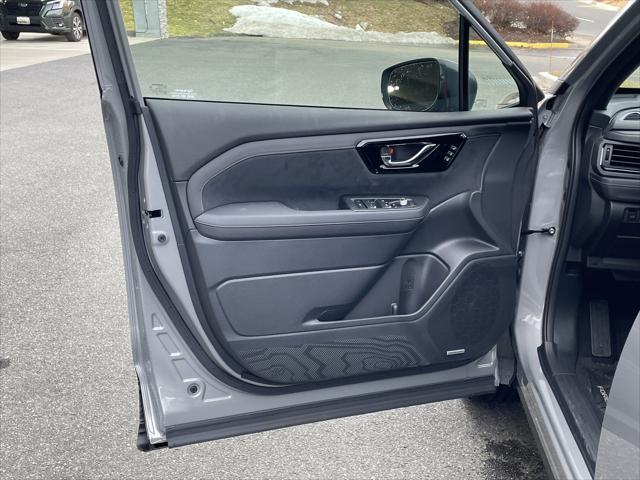 new 2025 Subaru Forester car, priced at $39,690