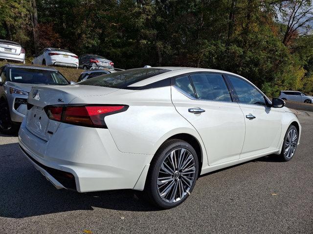 new 2025 Nissan Altima car, priced at $35,498