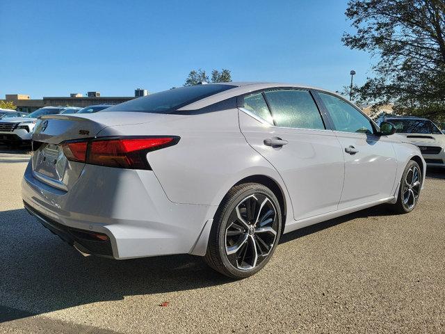 new 2025 Nissan Altima car, priced at $32,097