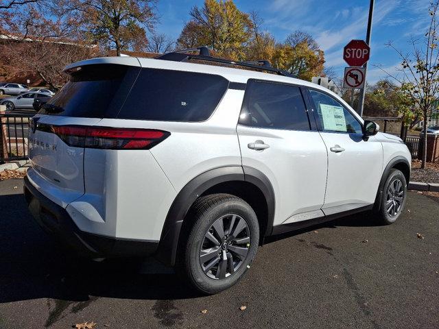 new 2025 Nissan Pathfinder car, priced at $42,171