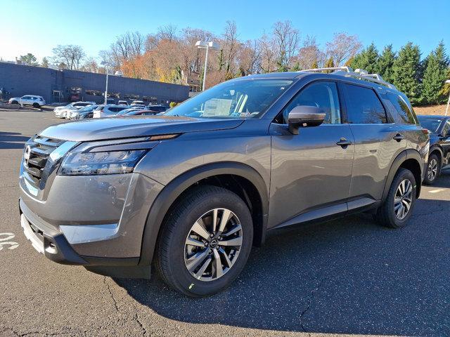 new 2025 Nissan Pathfinder car, priced at $45,661