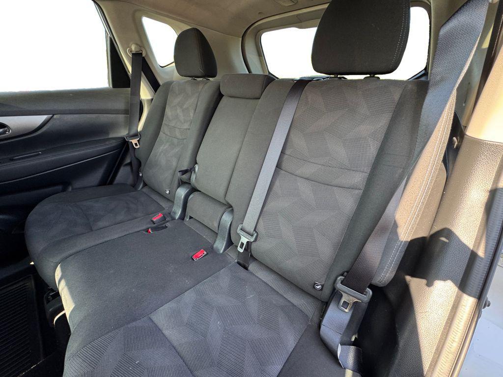 used 2016 Nissan Rogue car, priced at $5,794