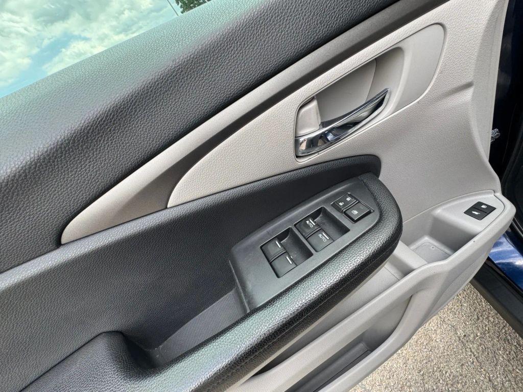 used 2018 Honda Pilot car, priced at $19,583