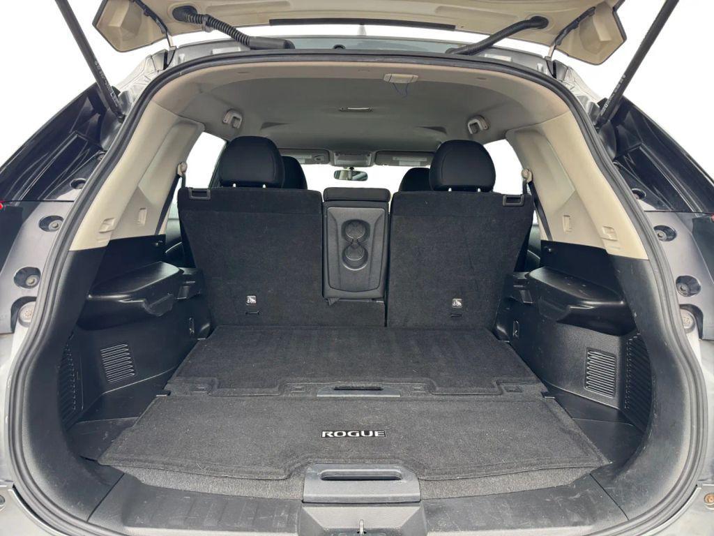 used 2018 Nissan Rogue car