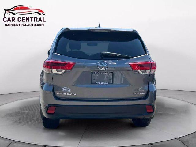 used 2018 Toyota Highlander car, priced at $16,994