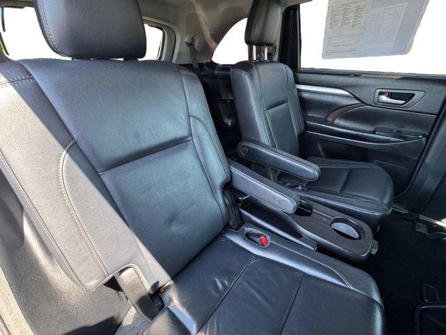 used 2018 Toyota Highlander car, priced at $16,994