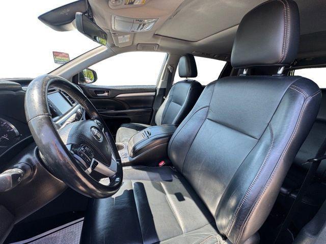 used 2018 Toyota Highlander car, priced at $16,994