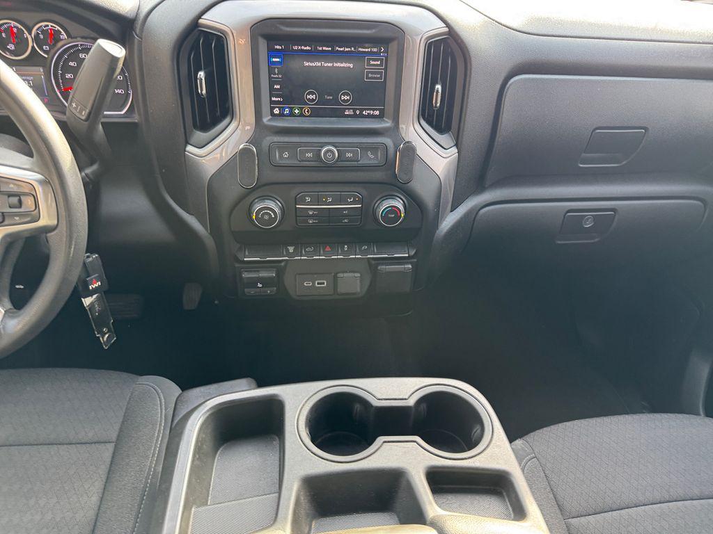 used 2022 Chevrolet Silverado 2500 car, priced at $36,687