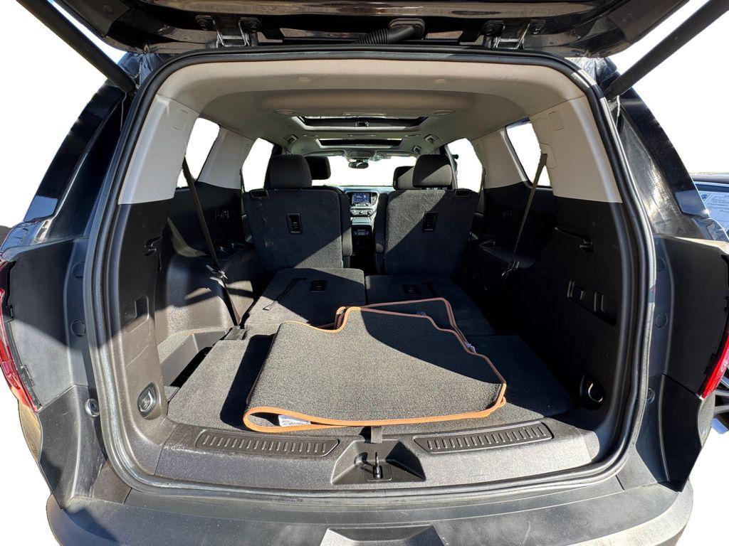 used 2020 GMC Acadia car, priced at $23,300