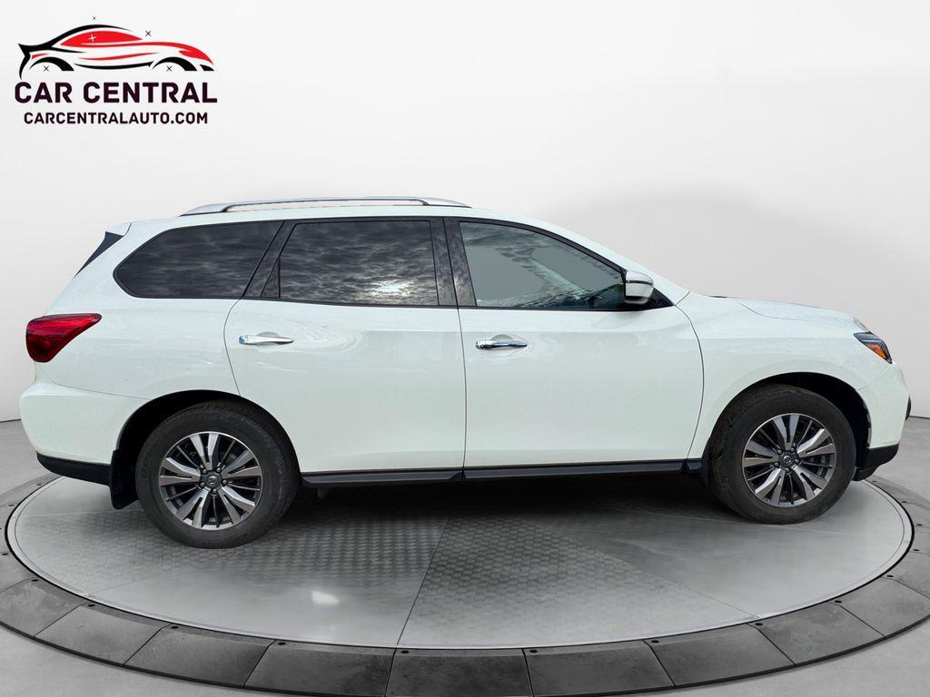 used 2020 Nissan Pathfinder car, priced at $15,224