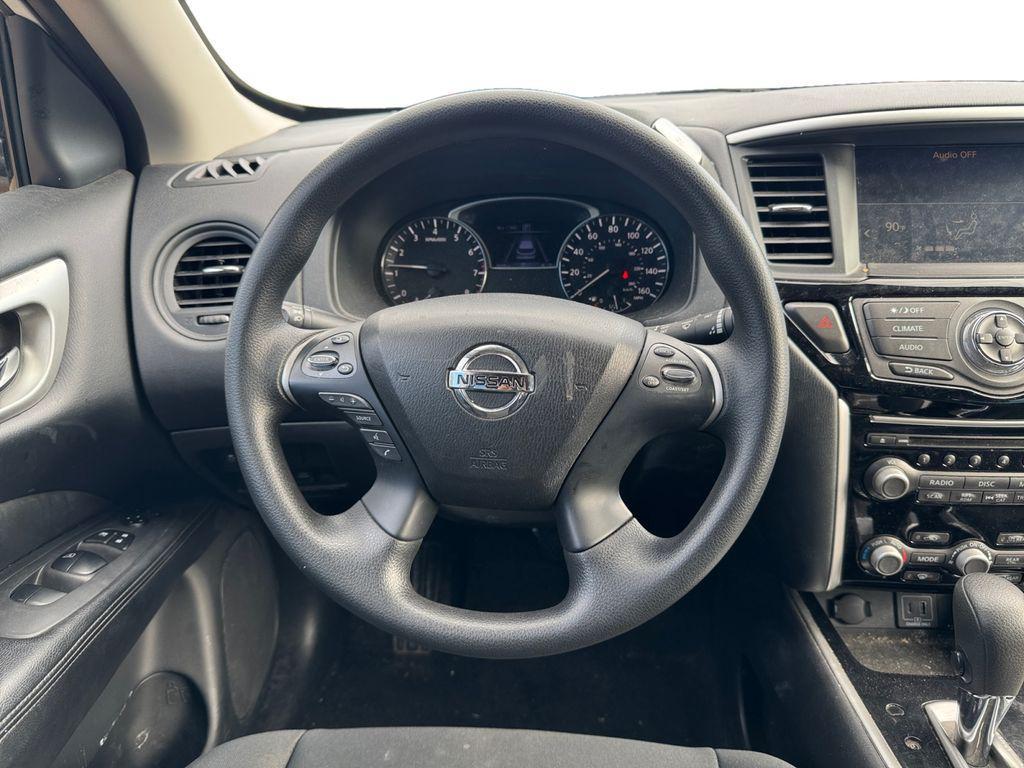 used 2020 Nissan Pathfinder car, priced at $15,224