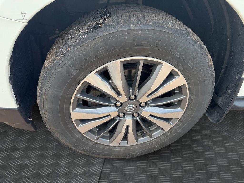 used 2020 Nissan Pathfinder car, priced at $15,224