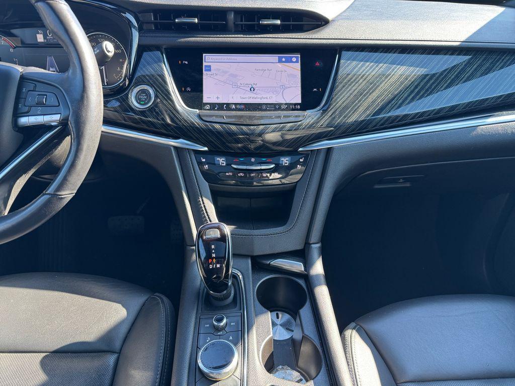 used 2023 Cadillac XT6 car, priced at $29,605