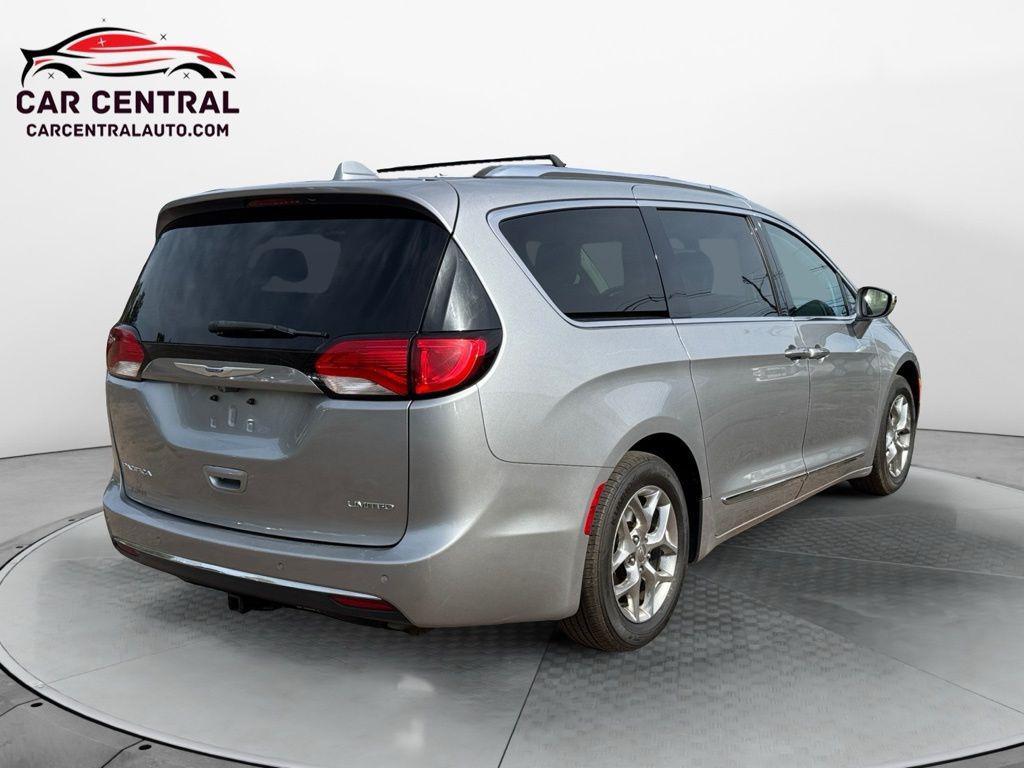 used 2018 Chrysler Pacifica car, priced at $12,285