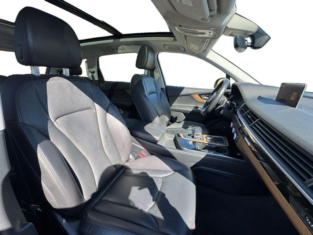 used 2017 Audi Q7 car, priced at $14,950