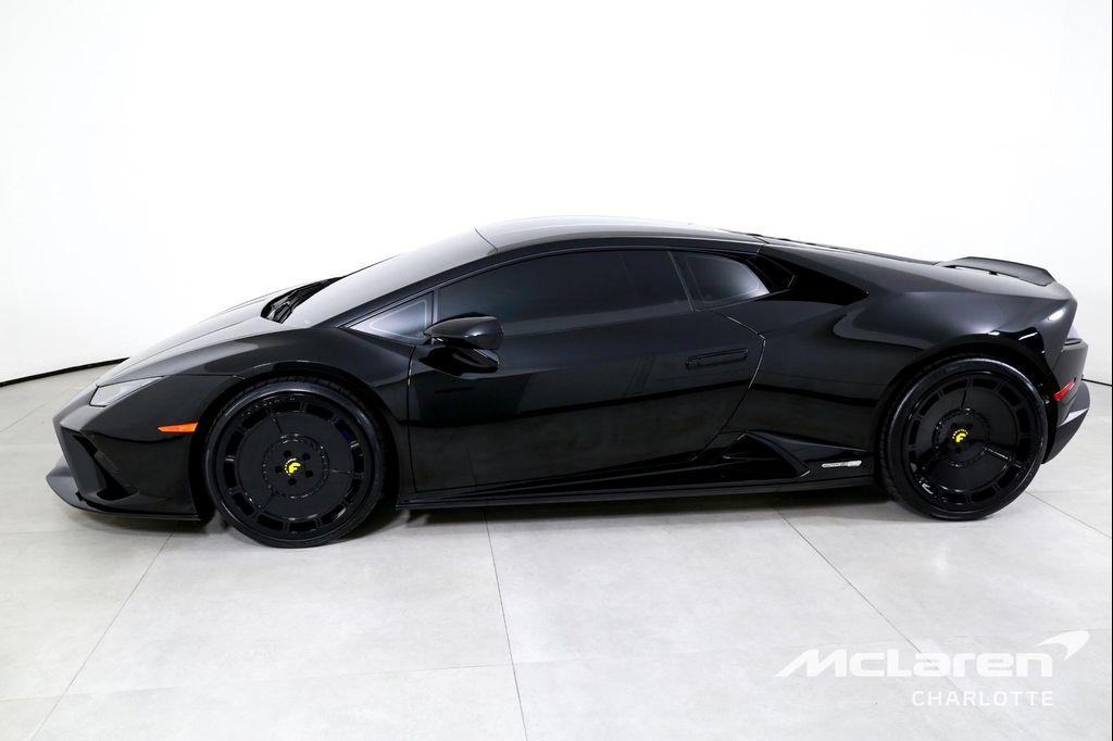 used 2021 Lamborghini Huracan EVO car, priced at $269,996