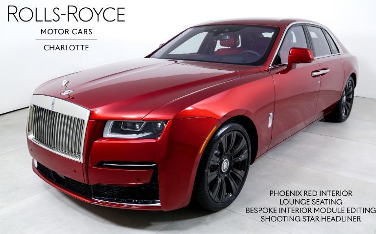 new 2024 Rolls-Royce Ghost car