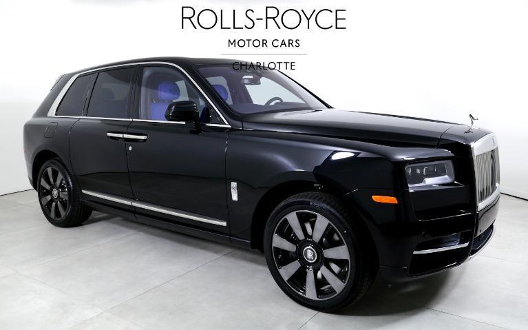 new 2024 Rolls-Royce Cullinan car, priced at $433,325