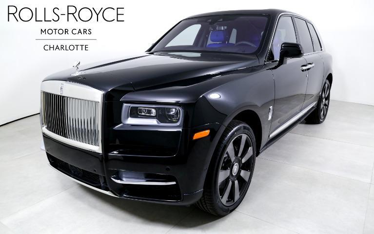 new 2024 Rolls-Royce Cullinan car, priced at $433,325