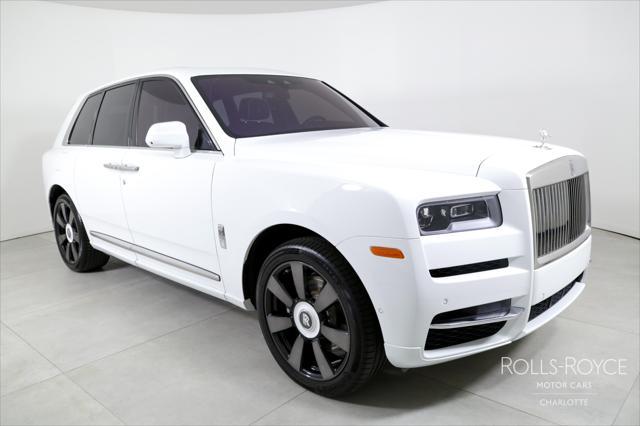 used 2022 Rolls-Royce Cullinan car, priced at $329,996