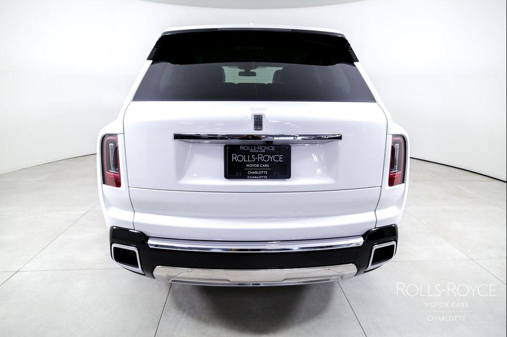used 2025 Rolls-Royce Cullinan car, priced at $482,875