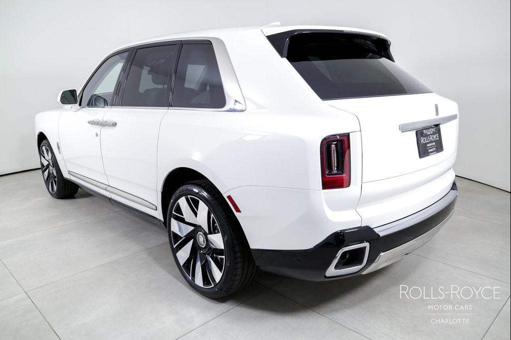 used 2025 Rolls-Royce Cullinan car, priced at $482,875