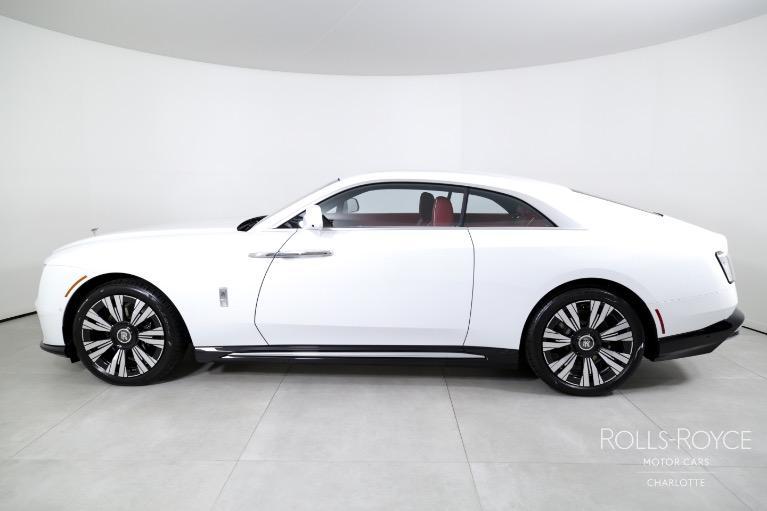 new 2024 Rolls-Royce Spectre car, priced at $472,400