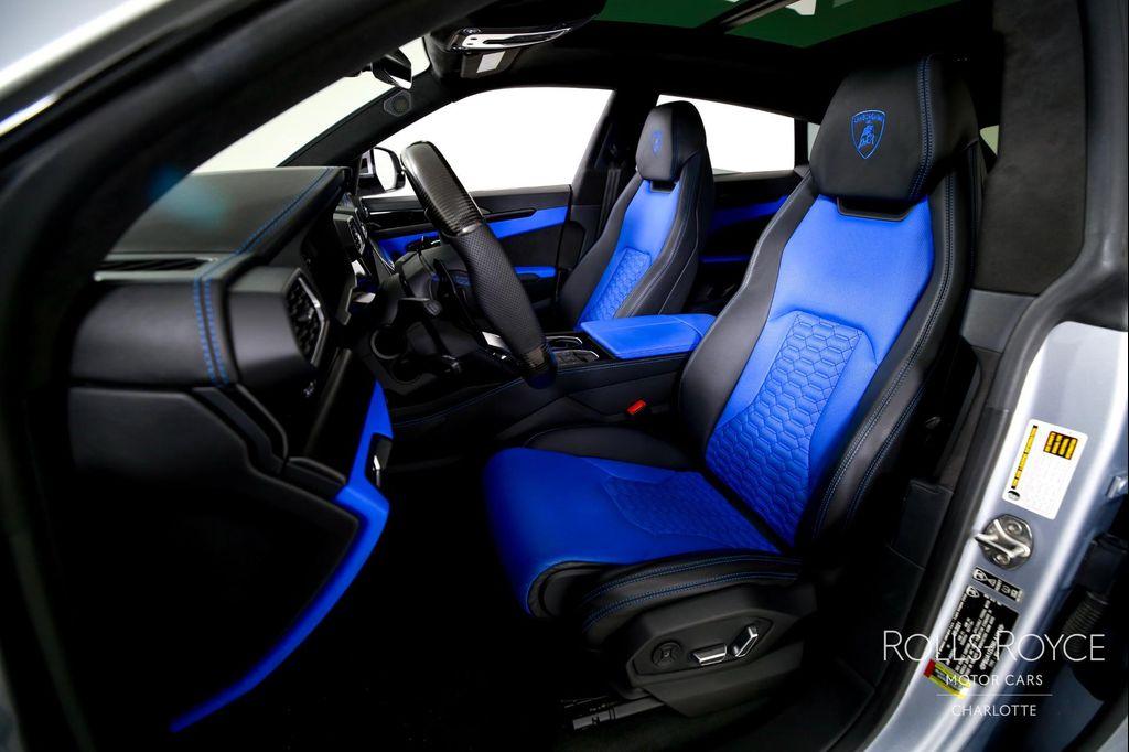 used 2021 Lamborghini Urus car, priced at $259,996