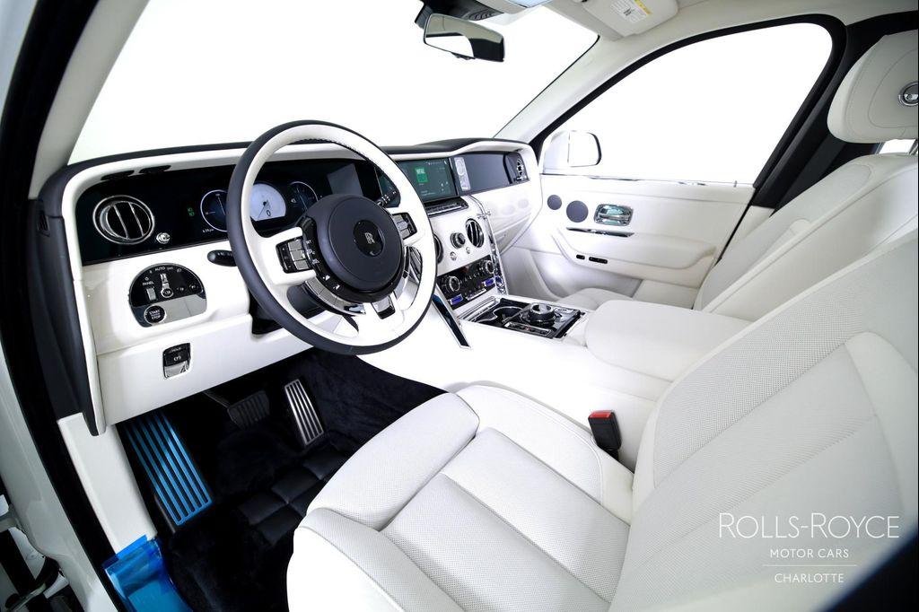 used 2025 Rolls-Royce Cullinan car, priced at $524,996