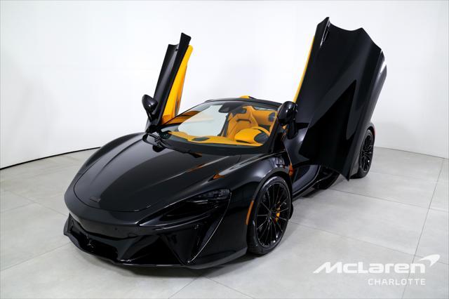 new 2025 McLaren Artura car, priced at $307,400