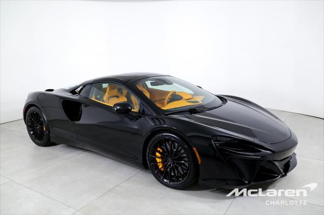 new 2025 McLaren Artura car, priced at $307,400