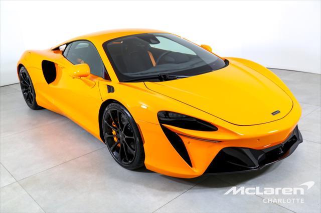 new 2025 McLaren Artura car, priced at $274,098