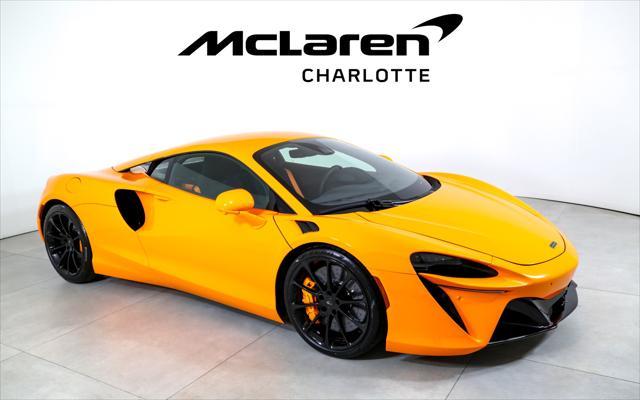 new 2025 McLaren Artura car, priced at $274,098