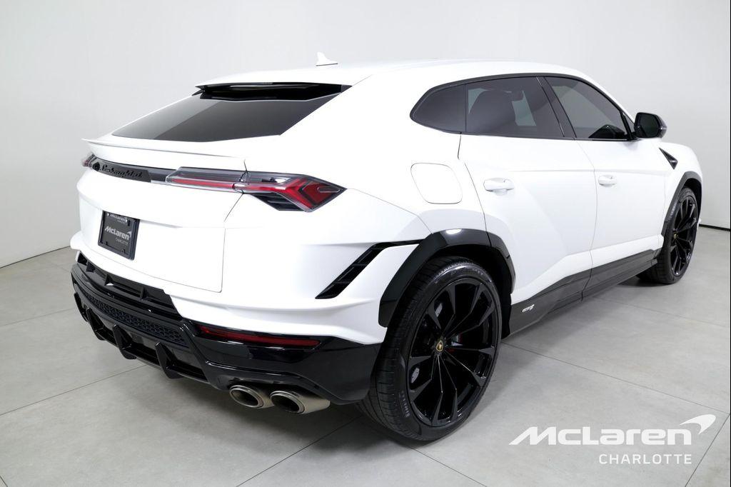 used 2023 Lamborghini Urus car, priced at $259,996