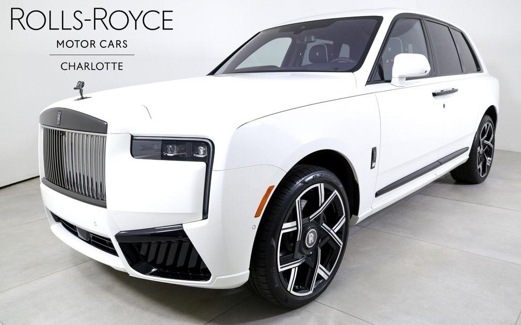 used 2025 Rolls-Royce Cullinan car, priced at $517,996