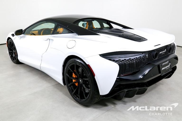 new 2023 McLaren Artura car, priced at $265,780