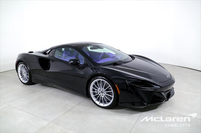 new 2025 McLaren Artura car, priced at $307,400