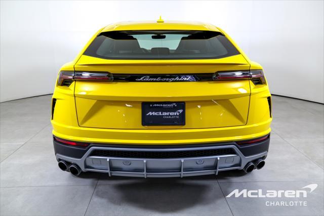 used 2022 Lamborghini Urus car, priced at $234,996