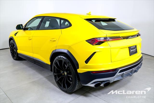 used 2022 Lamborghini Urus car, priced at $228,996