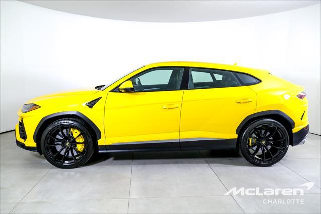 used 2022 Lamborghini Urus car, priced at $228,996