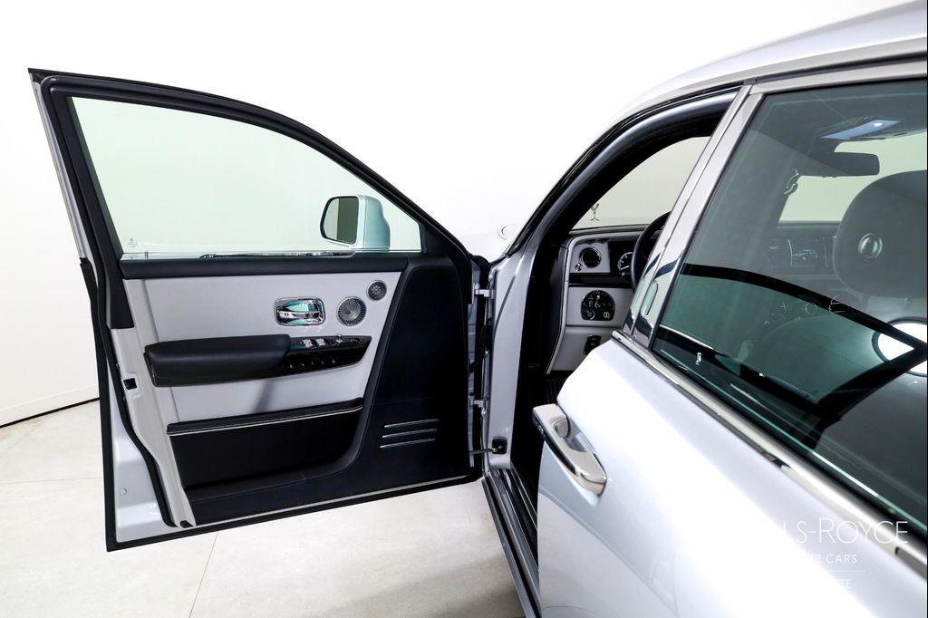 used 2020 Rolls-Royce Phantom car, priced at $369,996