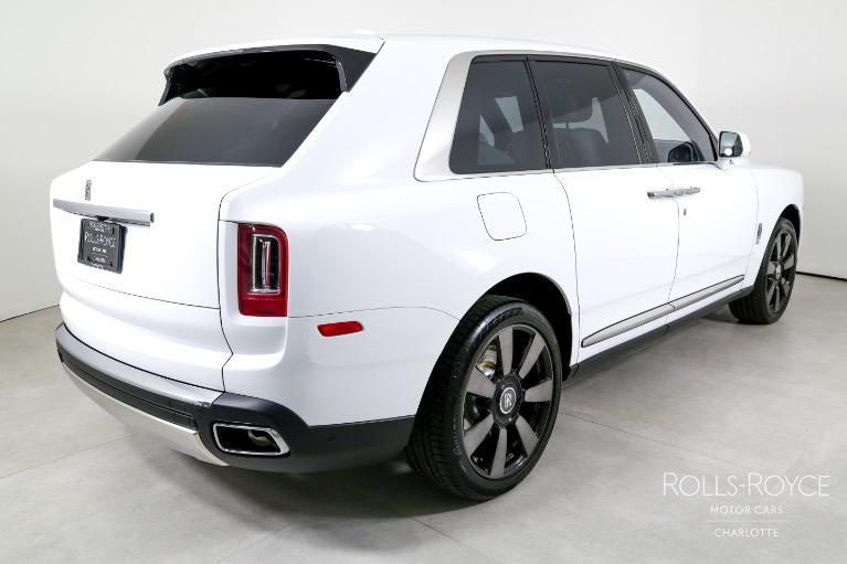 used 2022 Rolls-Royce Cullinan car, priced at $338,996