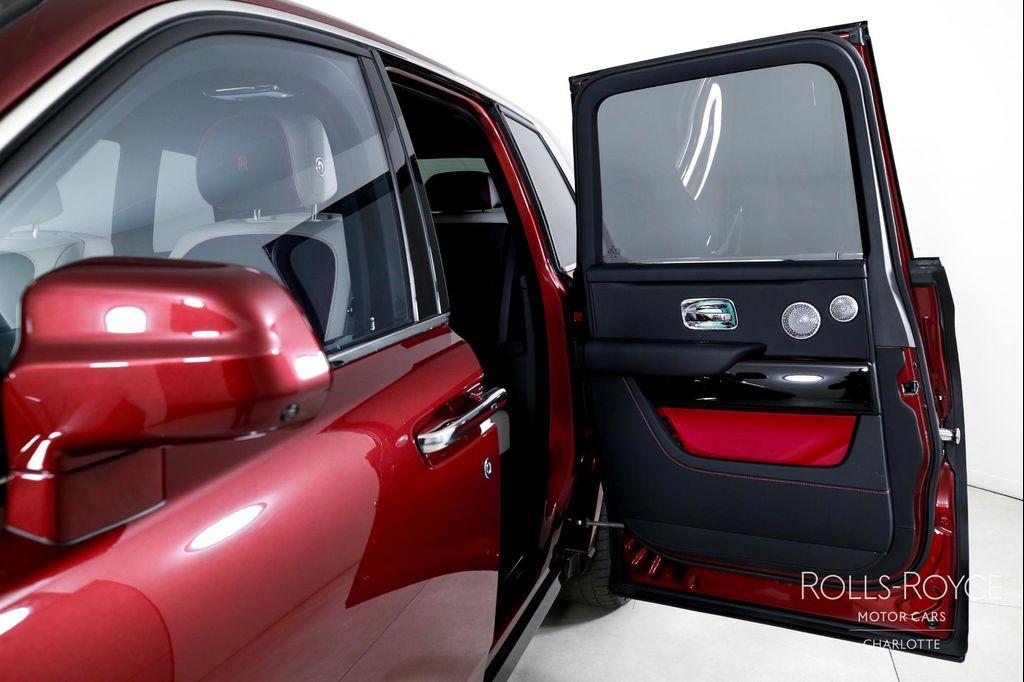 used 2025 Rolls-Royce Cullinan car, priced at $469,996