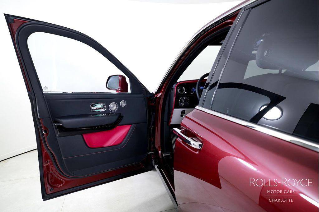 used 2025 Rolls-Royce Cullinan car, priced at $469,996