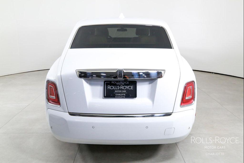 used 2024 Rolls-Royce Phantom car, priced at $539,996