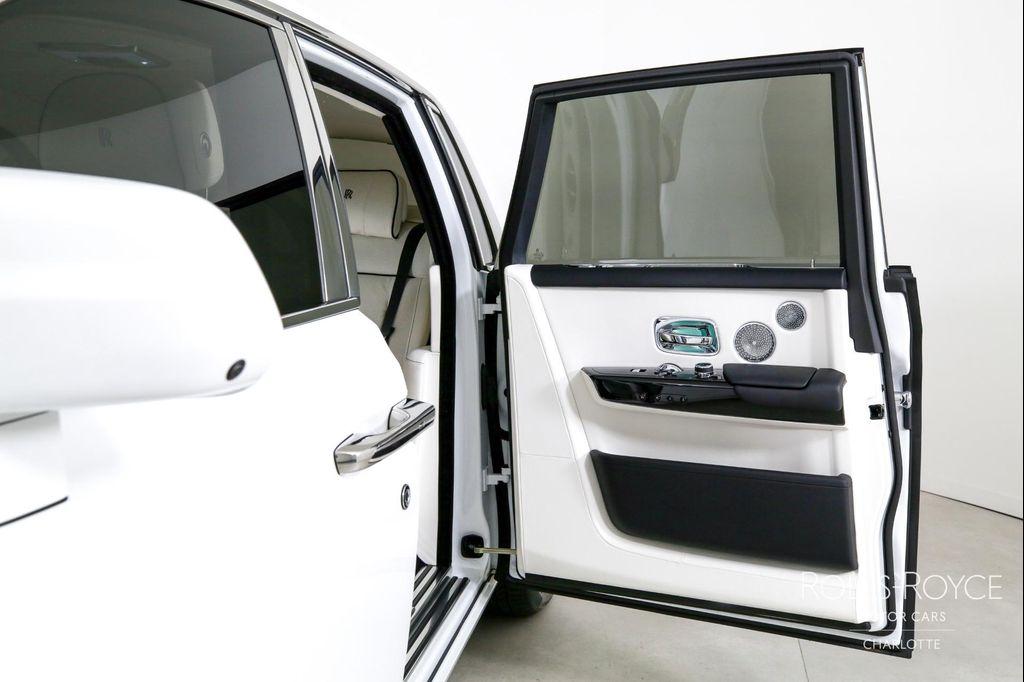 used 2024 Rolls-Royce Phantom car, priced at $539,996