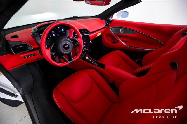new 2025 McLaren Artura car, priced at $314,302